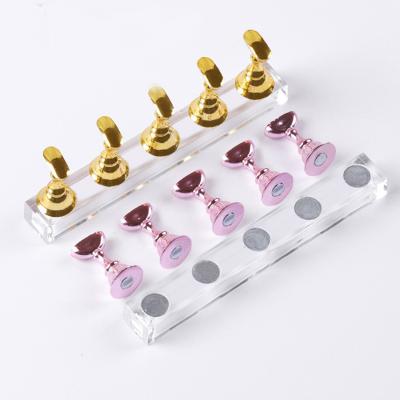 China Nail Salon 3colors Nail Polish Display Tips Practice Nail Art Magnetic Nail Tip Holder Rack for sale