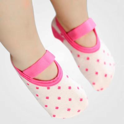 China Anti-Bacterial Children's Floor Terry Socks Anti-Slip High Quality Cotton Anti-Slip Thick Baby Socks for sale