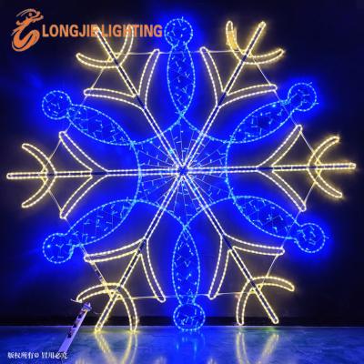 China Environmental pvc/pe D: 240CM Commercial Decor Holiday Show Large Outdoor Led Christmas Snowflake Light for sale