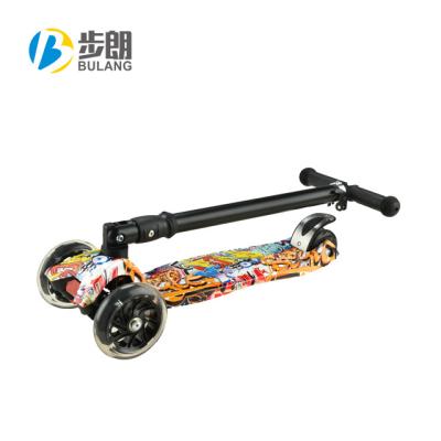 China Safe And Stable Quality Hot Sale Custom Logo Kick Scooter for sale