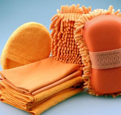 China Custom Logo Microfiber Convenient Logo Microfiber Car Wash Cleaning Glove For Car Care for sale