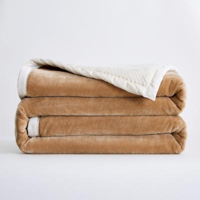 China PORTABLE Hot Selling Soft Solid Color Thickened Air Conditioning Warm Winter Throw Thick Flannel Fleece Blanket for sale