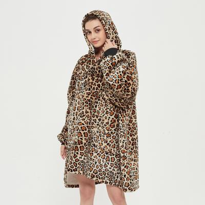 China PORTABLE new winter pullover TV soft sherpa blankets shear leopard hoodie wearable blanket for sale