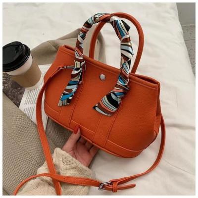 China Fashion \ Comfortable Waterproof Casual Handbag 2022 \ Goods Korea Ribbon Woman Messenger Bag For Girl Women Tote Bag Women Bag Handbag Luxury for sale