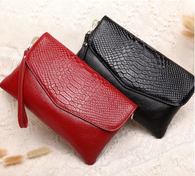 China 2021 Korean Clutch Bags For Women Envelope Bag Handbag Luxury Custom Wholesales Genuine Leather Crocodile Handbags Ladies Purses for sale