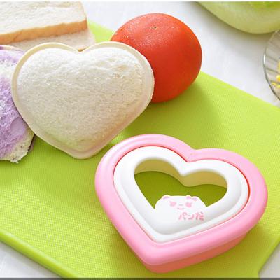 China Heart Style DIY Plastic Sandwich Disposable Mold for sale