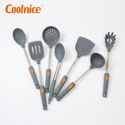 China Sustainable Spatula Set Kitchen Cookware Set Japanese Silicone Kitchenware Set With Handle for sale