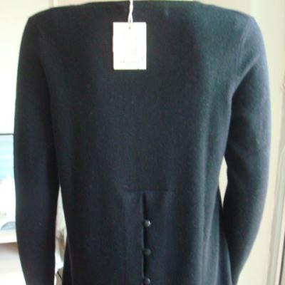 China Anti-pilling hot selling pure cashmere man v-neck sweater with great price for sale