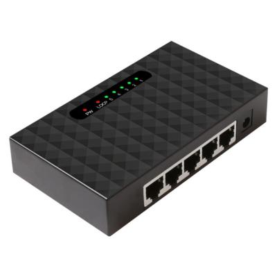 China Support LACP Loop Warning 5 Gigabit Ethernet Switch 10/100M/1000Mbps SOHO Network Port Switch for sale