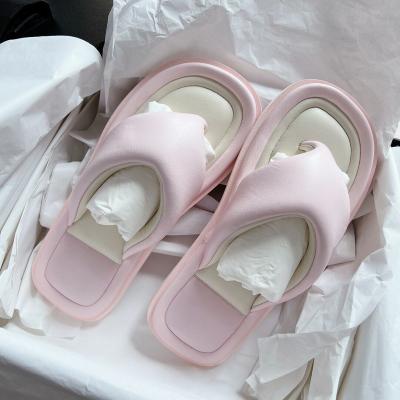 China Fashion trend cc designer high quality luxury shoes waterproof shoes non-slip casual beach flat slippers for sale