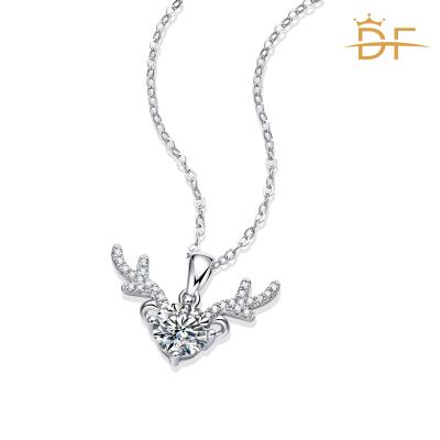 China FASHIONABLE Fine Quality Moissanite Silver White Angel Wing Pendant Necklaces Jewelry for sale