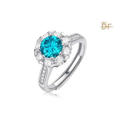 China Circular Claw Setting Silver Moissanite Jewelry Ice Blue Moissanite Ice Blue Adventure Ring for sale