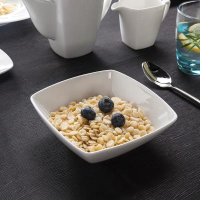 China Sustainable Classic Elegant Unique Graceful Ceramic Serving Porcelain Salad Head Bowls for sale