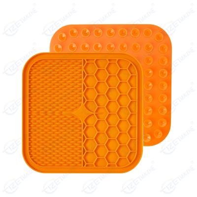 China Sustainable Silicone Slow Drinking Dog Lick Pad With Suction In The Wall Safe Mat Bowl Material For Dog Bathing Training Grooming for sale