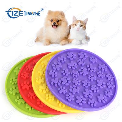 China Amazon Hot Sale Silicone Non-automatic Dog Lick Mat Food Safe Lick Protective Puppy Licking Mats and Distraction Dish/Treat Mat with Suction Cups for sale