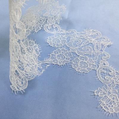 China Viable Luxury Design Border Lace Trim White Flower for sale