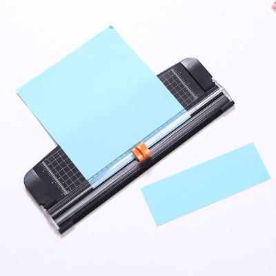 China New 2021 Reasonable Price South Africa A4 Card Photo Trimmer Cutter Manual Paper Cutting Custom Size Paper Tool for sale