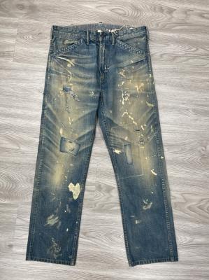 China Bold Paint Splatter Design Straight Leg Jeans For An Artistic And Edgy Aesthetic for sale