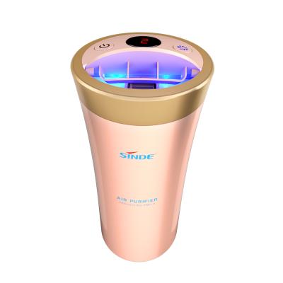 China 2022 Droppshing Portable Fashionable Car Sterilizer Air Purifier Manufacturer Portable Home Car Filter UV-C Air Purifier for sale