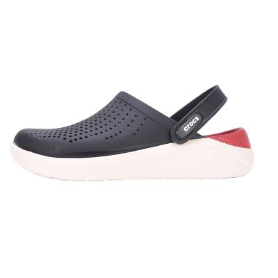 China 2022 New Style Anti-Smell Hole Shoes Men And Women Shoes Breathable Sandals And Beach Slippers for sale