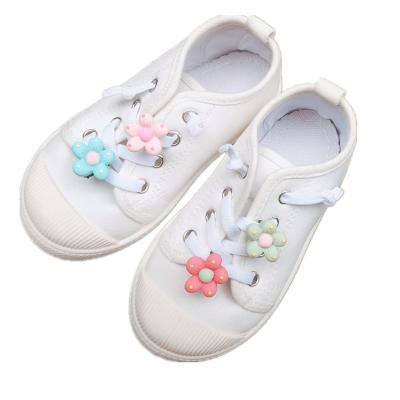 China Button Sakura Shoe Buckle Girls and Children's Shoe Accessories Charms Tend Creative Lace Decorative Lace Decoration for sale