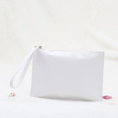 China Recyclable Fashion Luxury Leather Cosmetic Bag Gift Makeup Bag With Gold Zipper for sale