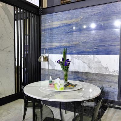 China Modern Luxury Calacatta White Marble Round Polished Custom Table Tops for sale