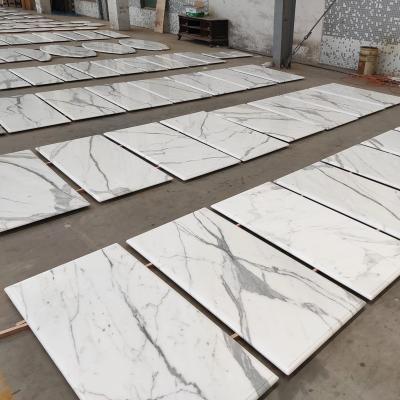 China Modern Natural Marble Stone Polished Calacutta White Marble Table Tops For Funiture Restaurant Tops for sale