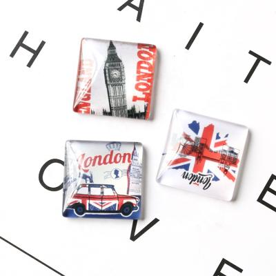 China Form Ly Square Britain Landscape Keep Personalized Glass Tourist Royal Souvenir Crystal Blank Fridge Magnet for sale