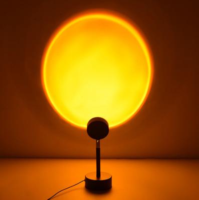 China Modern Modern RGB LED Sunset Table Lamp For Bedroom Sunset Floor Light Night Spotlight Lamp for sale