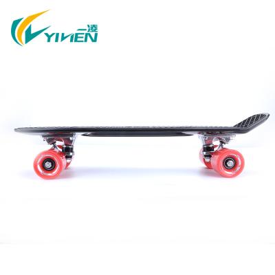 China PP+Aluminum+PU Yilien cool designs 22inch lentgh skateboard for girls for sale