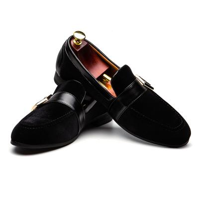 China Massage Mens Spikes Stylish Shoes Black Velvet Loafers With Gold Buckle Slippers Slip On Wedding Loafer Shoes for sale