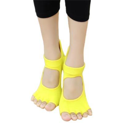 China Professional Breathable Five Toe Yoga Socks Five Toe Yoga Socks Cotton Half Toe Yoga Socks For Ballet Pilates Dance for sale