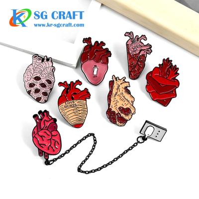 China Wholesale Custom Brooch Gothic Medical Neurology Anatomy Metal Badge Lapel Pin China Goth Heart Enamel Pin With Chain for sale