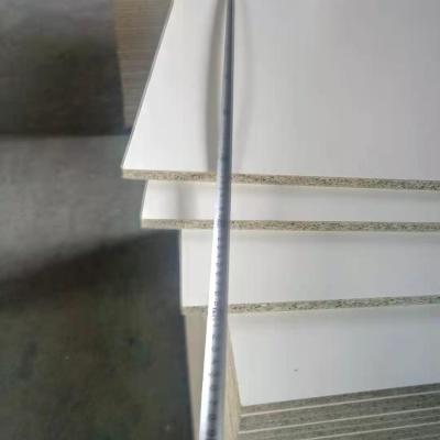 China 1220x2440mm E0 Modern Glue 2 Sides Melamine Particle Board Warm White 16mm Chipboard for sale