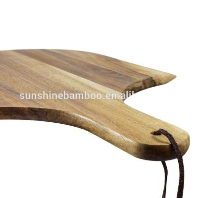 China Oval Presentation Board Cutting Board Novelty Acacia Wooden Food Cooking Board for sale