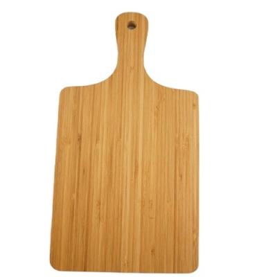 China Customized Sustainable Wooden Rectangular Solid Bamboo Chopper Cutting Board With Handle for sale