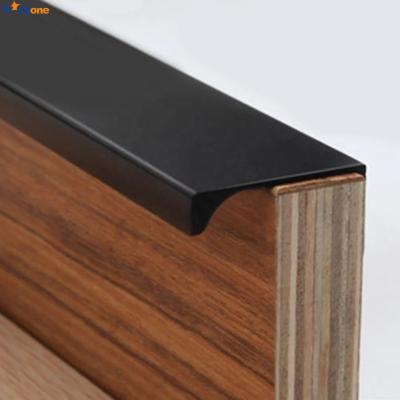 China 2021 Modern New Fancy Modern Cabinet Aluminum Long Many Size Gold Edge Black Handle Flat Door Pulls Long Recessed Furniture Handle for sale