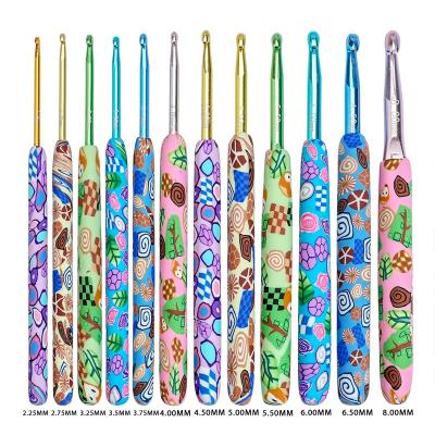 China DIY Craft Knitting New 2.25-8.0MM Looen Soft Ceramic Handle Animal Pattern Aluminum Knit Ergonomic Crochet Needles Crochet Hook Set for sale