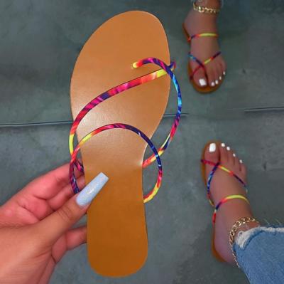 China Hot Sale Amazon Fashion Trend Flip Flops Sugar Slippers Colored Strappy Beach Colorful Border Slippers Flat Slippers For Women for sale