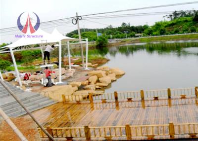 Chine Structures de membrane tendues par tube en acier pour des pavillons et des pagodas de Lakeside à vendre