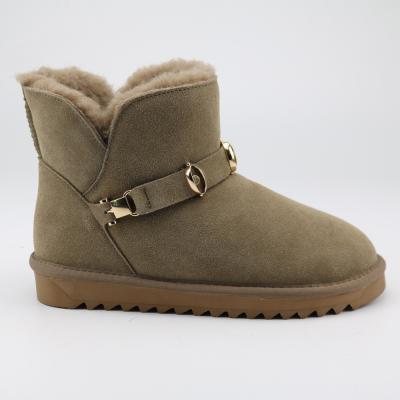 China Fashion Trend Genuine Leather Sheepskin Snow Boots For Women With Wool Lining for sale