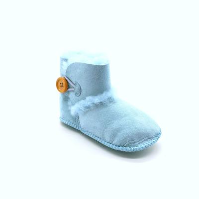 China Fashion Trend Double Face Sheer Fleece Baby Booties With Pink Blue Color for sale