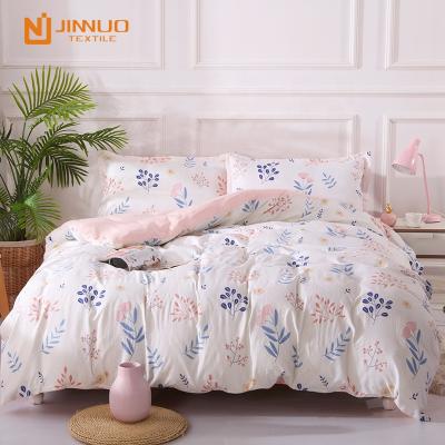 China 2019 designer factory direct modern polyester printed bedding set duvet cover sheet pillowcase designer bedding set for sale