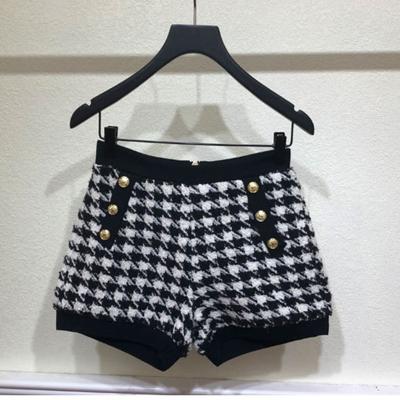 China New Fashion Autumn And Winter Anti-wrinkle Soft Plaid Wool Casual Shorts for sale