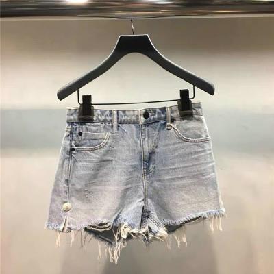 China New Fashion Summer Style Women's Classic Shorts Spring And Denim Breathable Soft Straight Casual Shorts For Women for sale