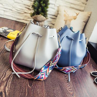 China High Quality Famous Designer Brands Ladies Shoulder Bags Famous Luxury Leather Bucket Bags For Women for sale