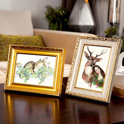 China Luxurious Vintage Plastic Classics Photo Frame Display Home Decoration Wall Decor Wall Decor Baby Show Wedding Picture Frames for sale