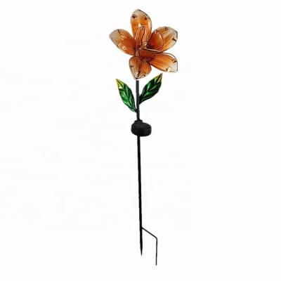 China Handmade Cheap Price Glass Flower Stakes Solar Powered LED Outdoor Yard Garden Light for sale