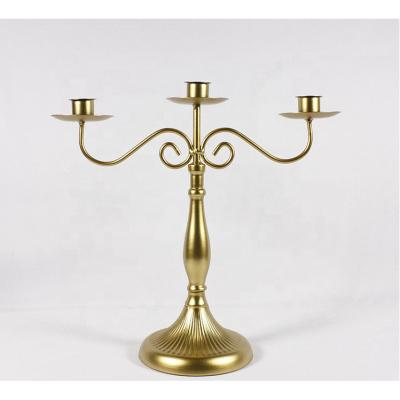 China Wholesale Handmade European Style Iron Candle Holder Craft Gold Pillar Candle Holder Wedding Decorative for sale